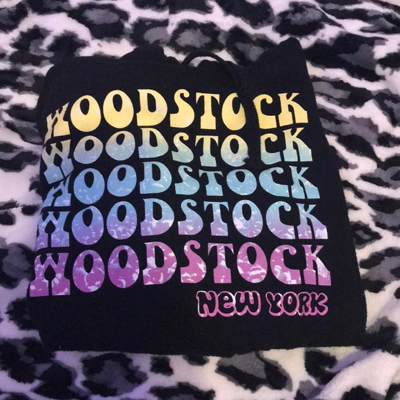 Vintage concert tees Tops - 💗Ombré Woodstock hoodie💗